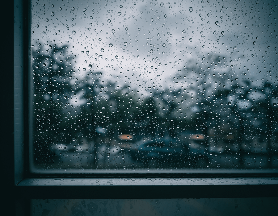 止まった時間、色褪せた視界