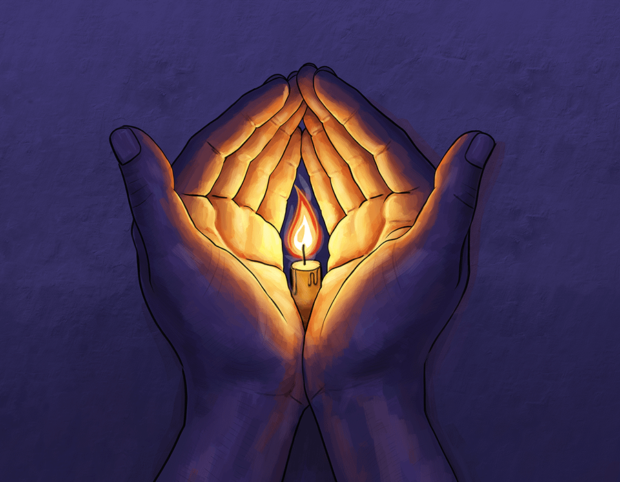 暗闇の中で、両手でそっと包まれた小さな灯火